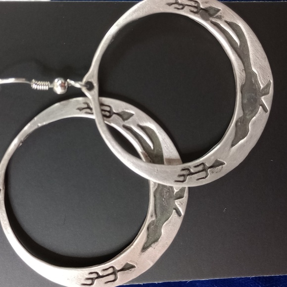 Sterling Silver Roadrunner Hoop Earrings - Picture 10 of 13